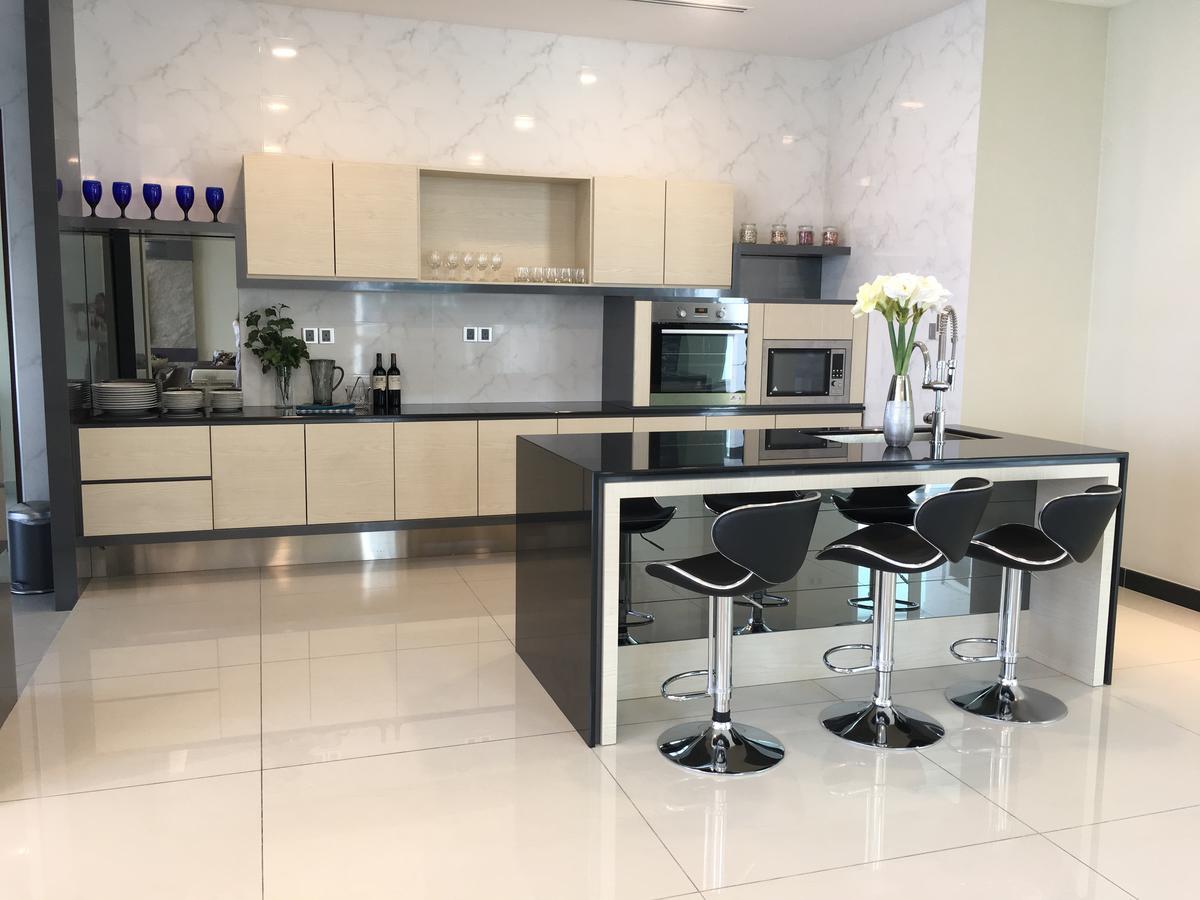 Jb City Paragon Serviced Apartment Джохор Бахру Екстериор снимка